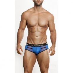 Cover Male CM143 Level Brief 13 Cover Male CM143 Level Brief