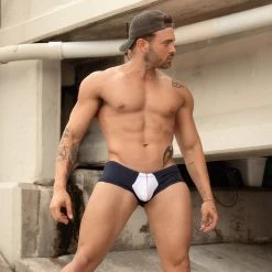 Feel FEG023 Soft Trunk What's New