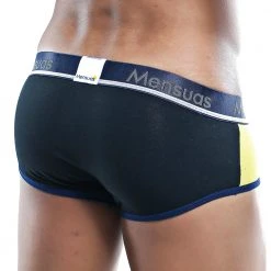 Mensuas MNH024 Brief