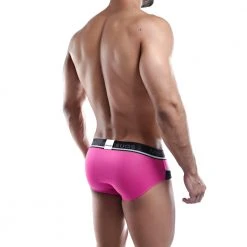 Mensuas MNJ011 Brief