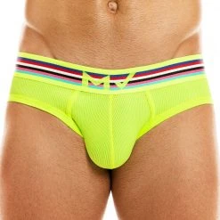 What's New Modus Vivendi 04013 Peace Classic Brief 18 What's New Modus Vivendi 04013 Peace Classic Brief